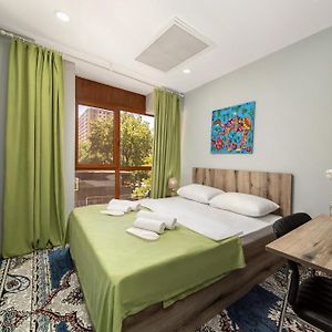 Economy King Room